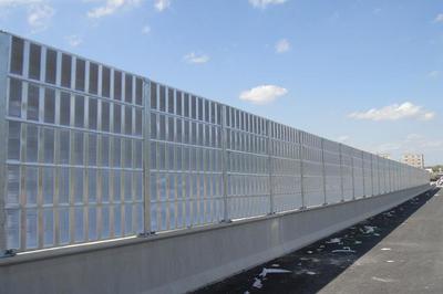 金屬聲屏障|馬路金屬聲屏障報(bào)價(jià)|金屬聲屏障